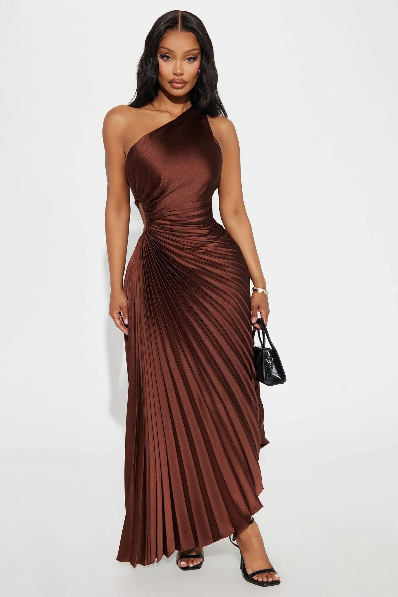 Ameya | Pleated Maxi Dress