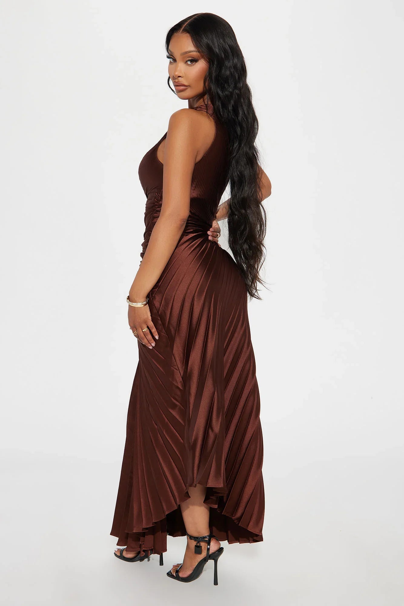 Ameya | Pleated Maxi Dress