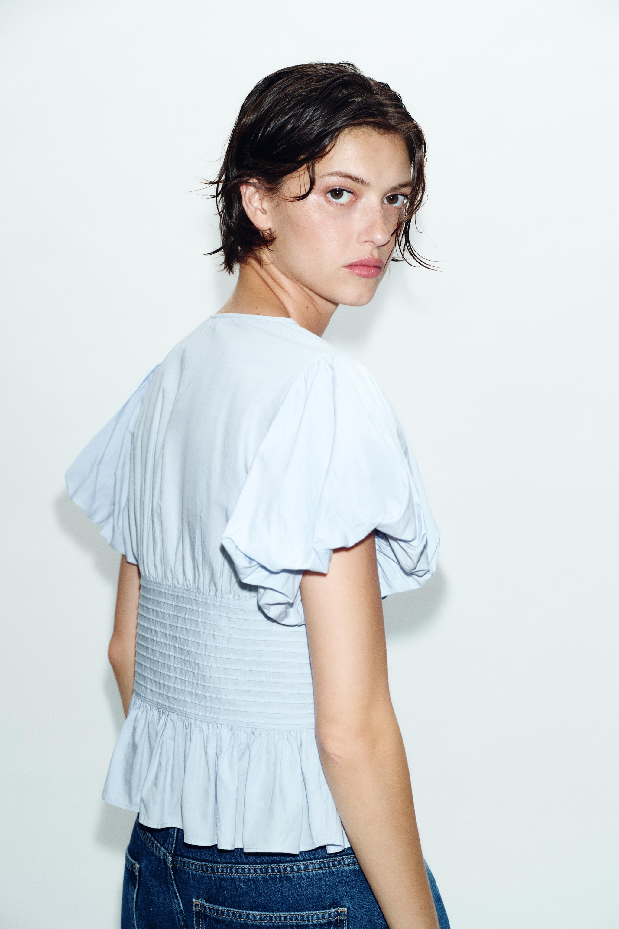 Loura | Pintuck Blouse