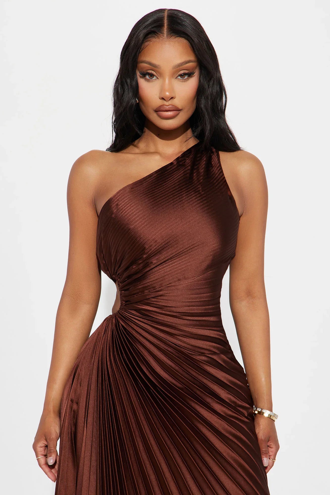 Ameya | Pleated Maxi Dress