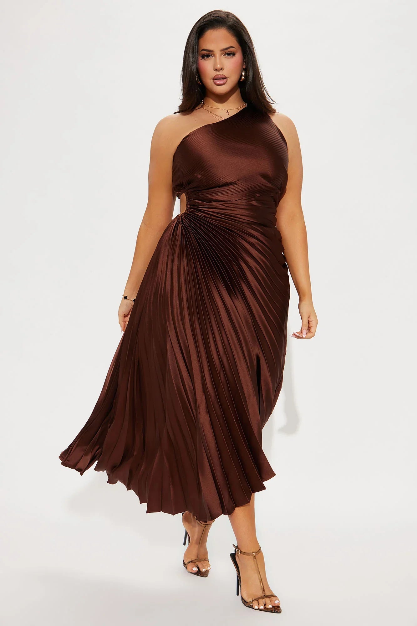 Ameya | Pleated Maxi Dress