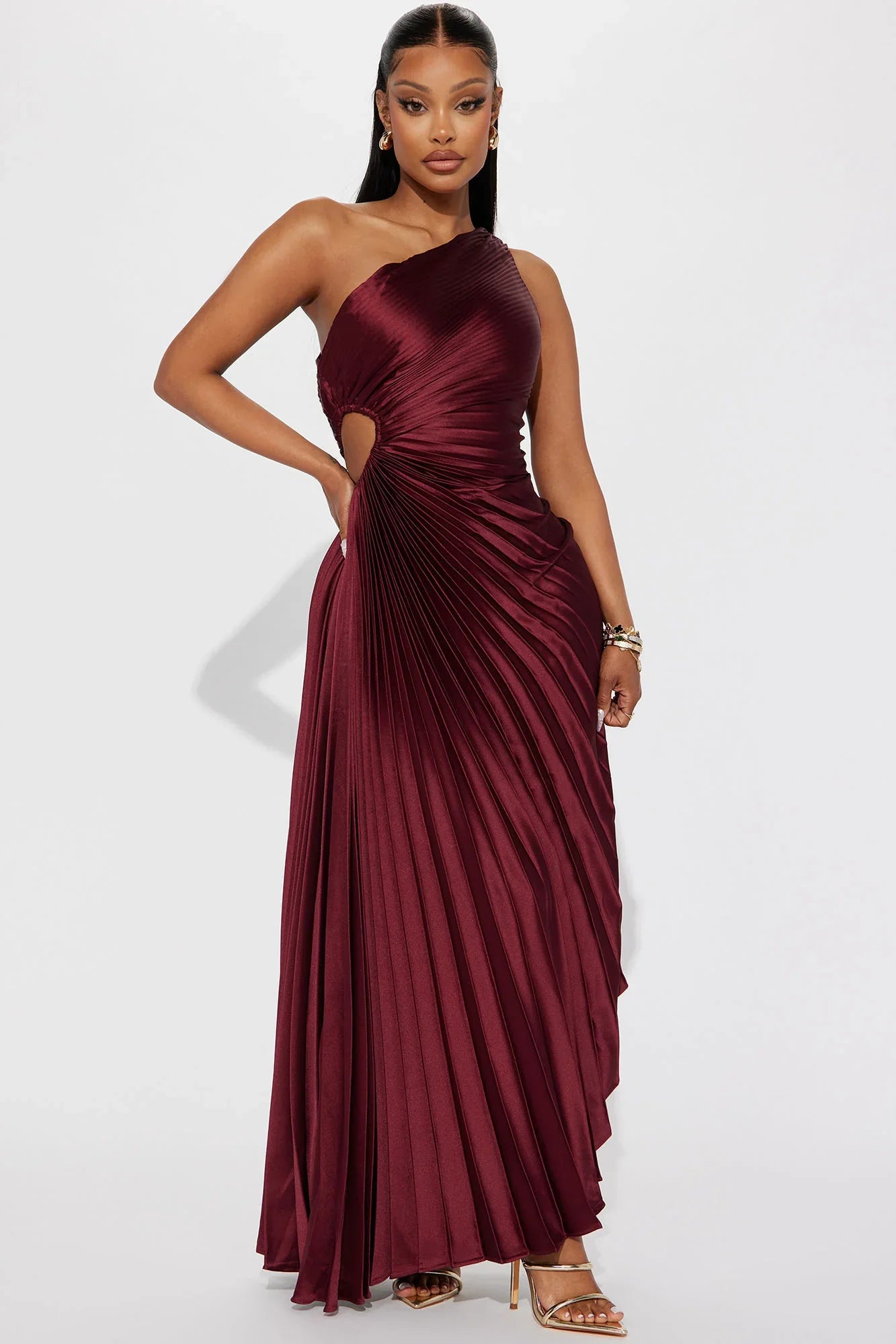 Ameya | Pleated Maxi Dress